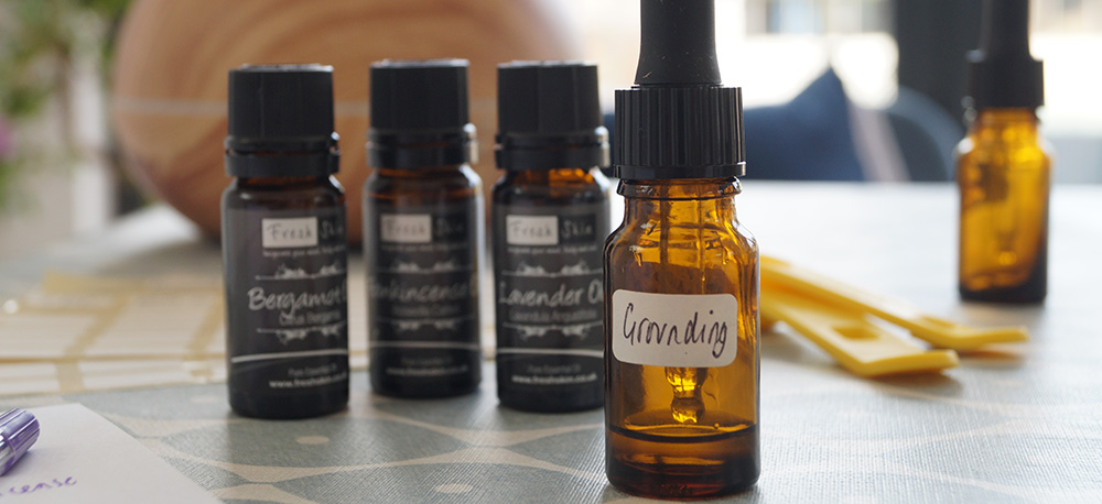 grounding essential oil blend